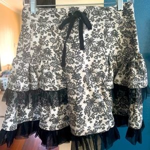 Betsey Johnson black and white floral skirt